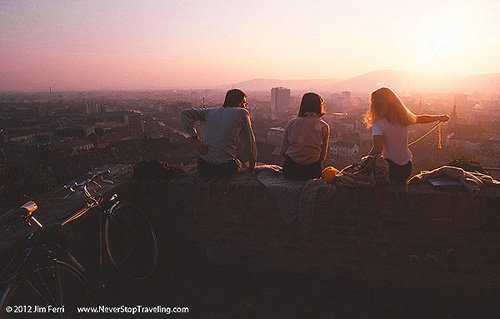 Foto Friday - three people at sunset in Graz, Austria