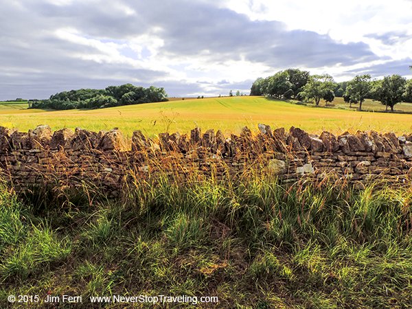 Foto Friday - England - a country wall in the Cotwolds--DSCN8858--B