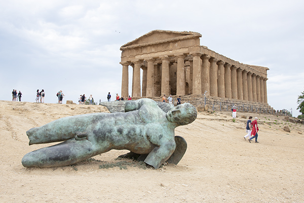 Foto Friday - an ancient Greek temple in Sicily