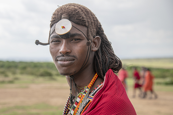 Foto Friday - a Maasai-warrior-with a small disc on his forhead