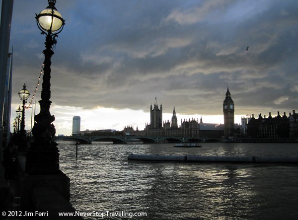 Foto Friday - Thames River, London, England at sunset