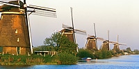 Kinderdijk, Holland / photo: Jim Ferri
