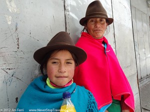 Indian mother and daughter, Cuenca, Ecuador