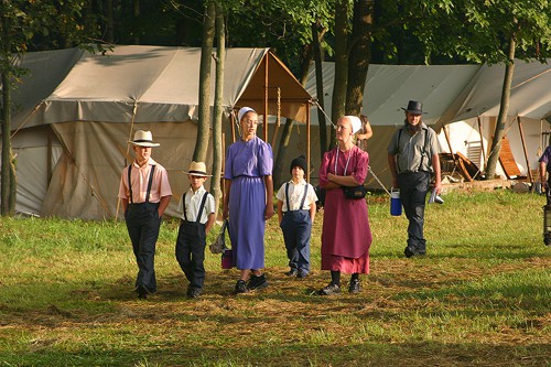 552496564_b649c3c599_b Amish family johnny_appleseed1774
