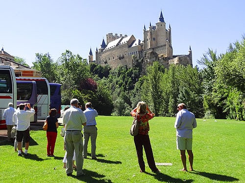 One of the things to do in Segovia - admire the castle that inspired Disney