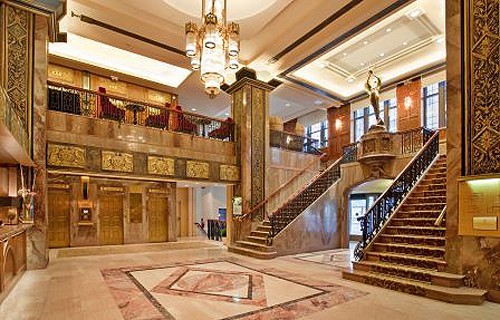 Lobby of the Hotel Phillips