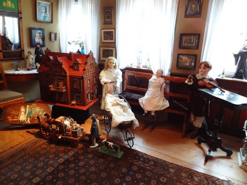 Doll and Toy Museum