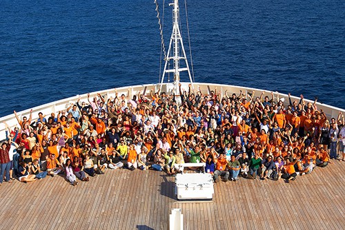 the entire family on a family reunion cruise