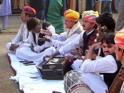 dilli haat musicians seen during New Delhi travel