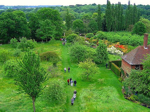 The grounds of Sissinghurst Castle in Kent / photo: JR P 