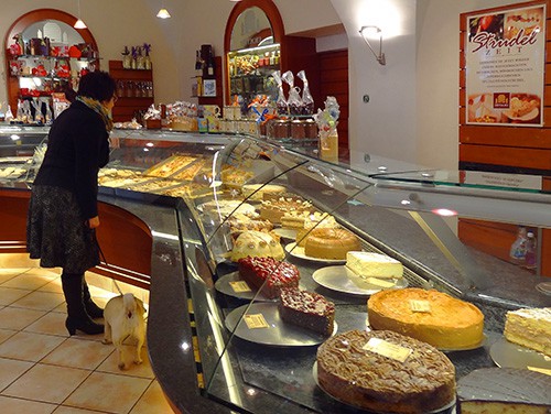 A bakery on Rindermarkt in Passau