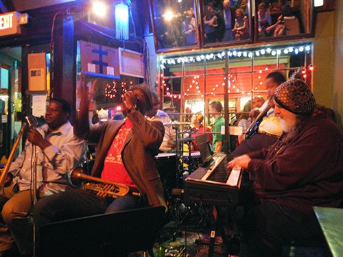 seeing musicians in a Music Club one of the things to do in New Orleans on a budget