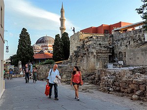 Orfeos Street in the old city