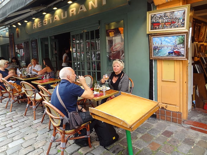 couple at a café drinking wine
