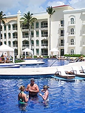 --hotel pool--100_0127-hotel--230