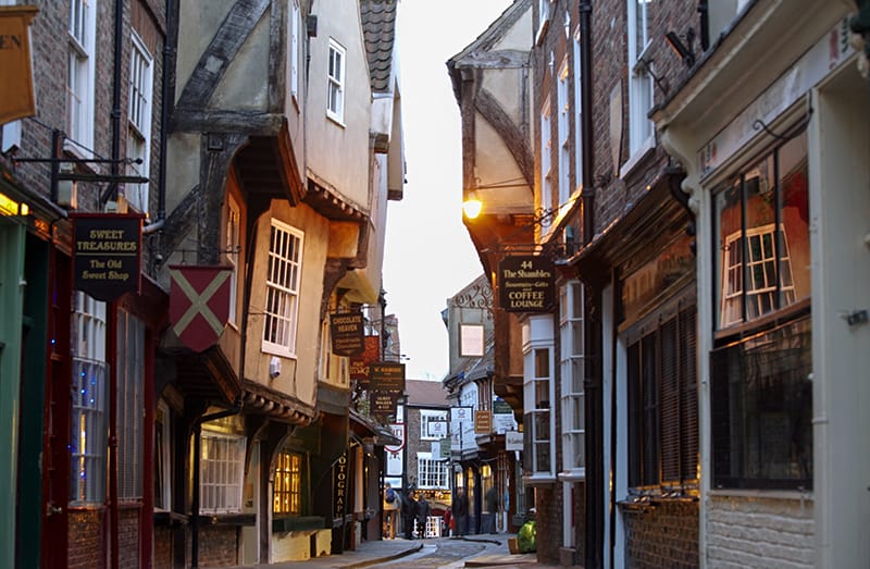 a medieval street / photo: VisitBrtain