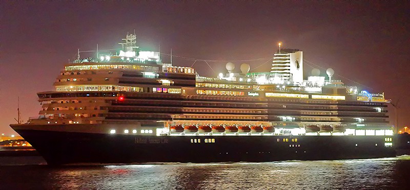 Koningsdam in the evening light 