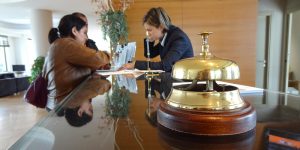 18 Ways To Save on Hotels