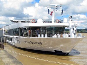 The Scenic Diamond on a Bordeaux river cruise