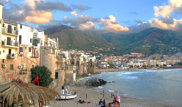 people on a beach top 10 in Italy