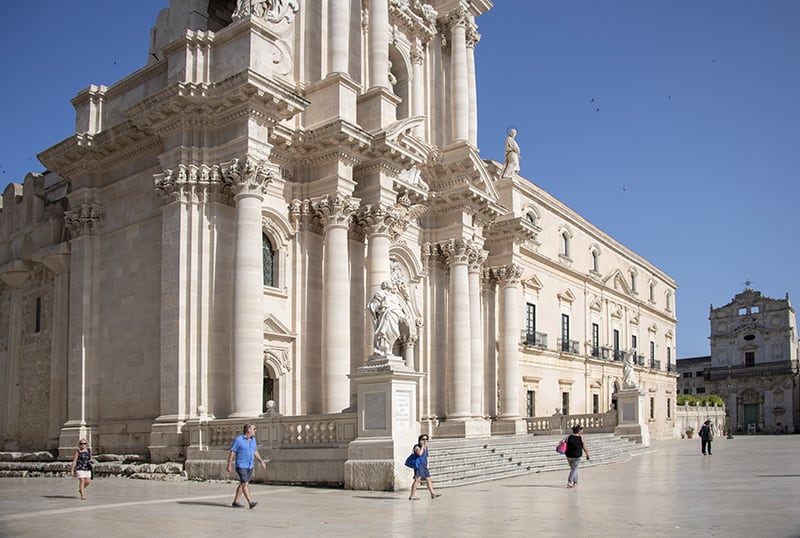 a large cathedral - tour of sicily