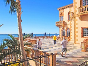 people on a terrace - ringling mansion - John and Mable Ringling Museum of Art
