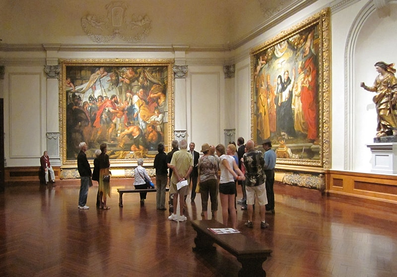 people in the John and Mable Ringling Museum of Art - ringling museum