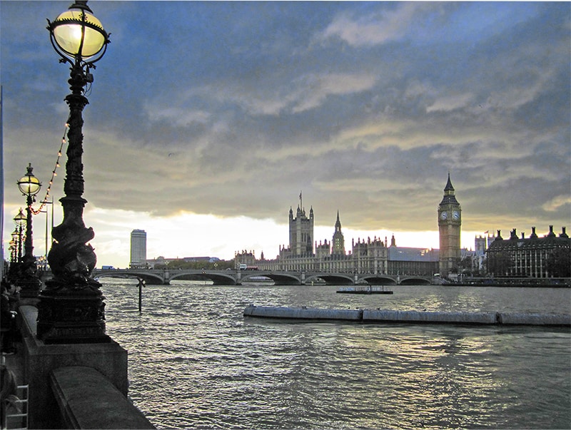 a walk in London along the Thames at sunset
