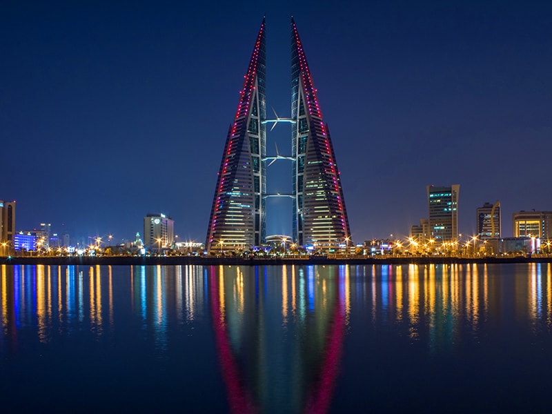 places to visit in bahrain at night