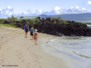 -DSC09022–San Cristobal Island-300√
