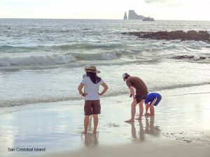 -DSC09064-San Cristobal Island–300√