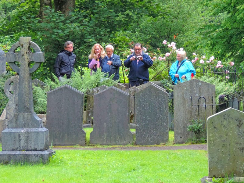 people by the grave of Wordsworth