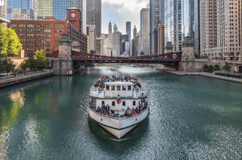 people on a river cruise, one of the things to do in Chicago