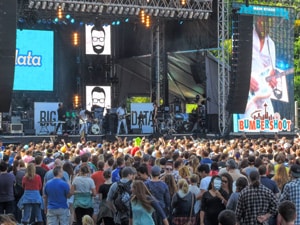 people enjoying a concert - one of the things to do in Seattle