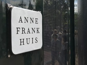 the front of teh Anne Frank house, one of the European sites for Jewish travelers