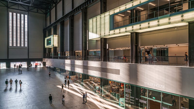 people in a vast hall - one of the free things to do in London