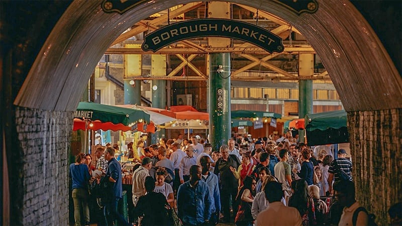 a crowded market