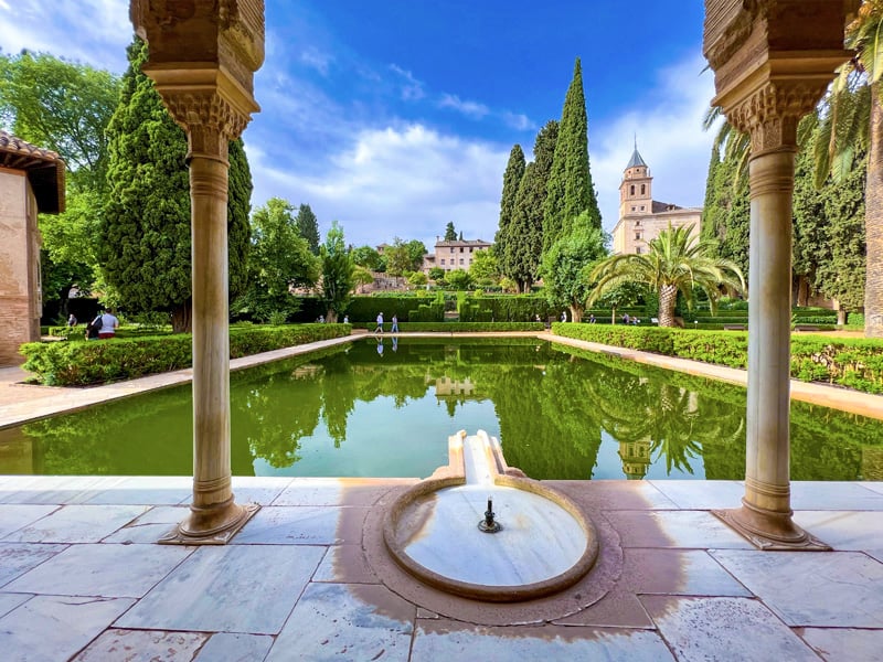 things-to-do-in-granada-Alhambra-pool.jpg