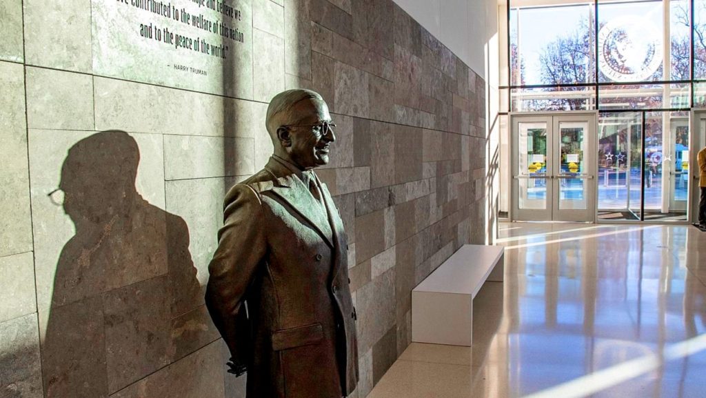 a statue of Harry S. Truman in his presidential museum