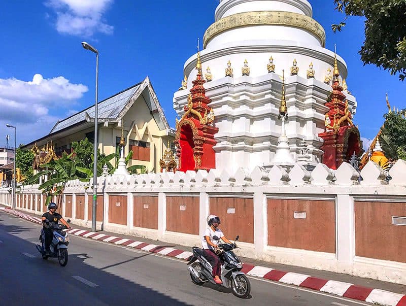 people touring on motorbikes, one of the things to do in chiang mai