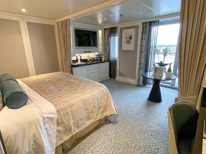 a cruise stateroom